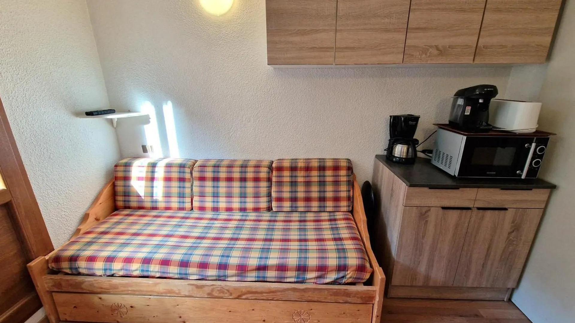 Apartment Studio 4 Pers Au Coeur De Valfrejus Avec Balcon, Cuisine Equipee, Casier A Skis - Fr-1-265-255