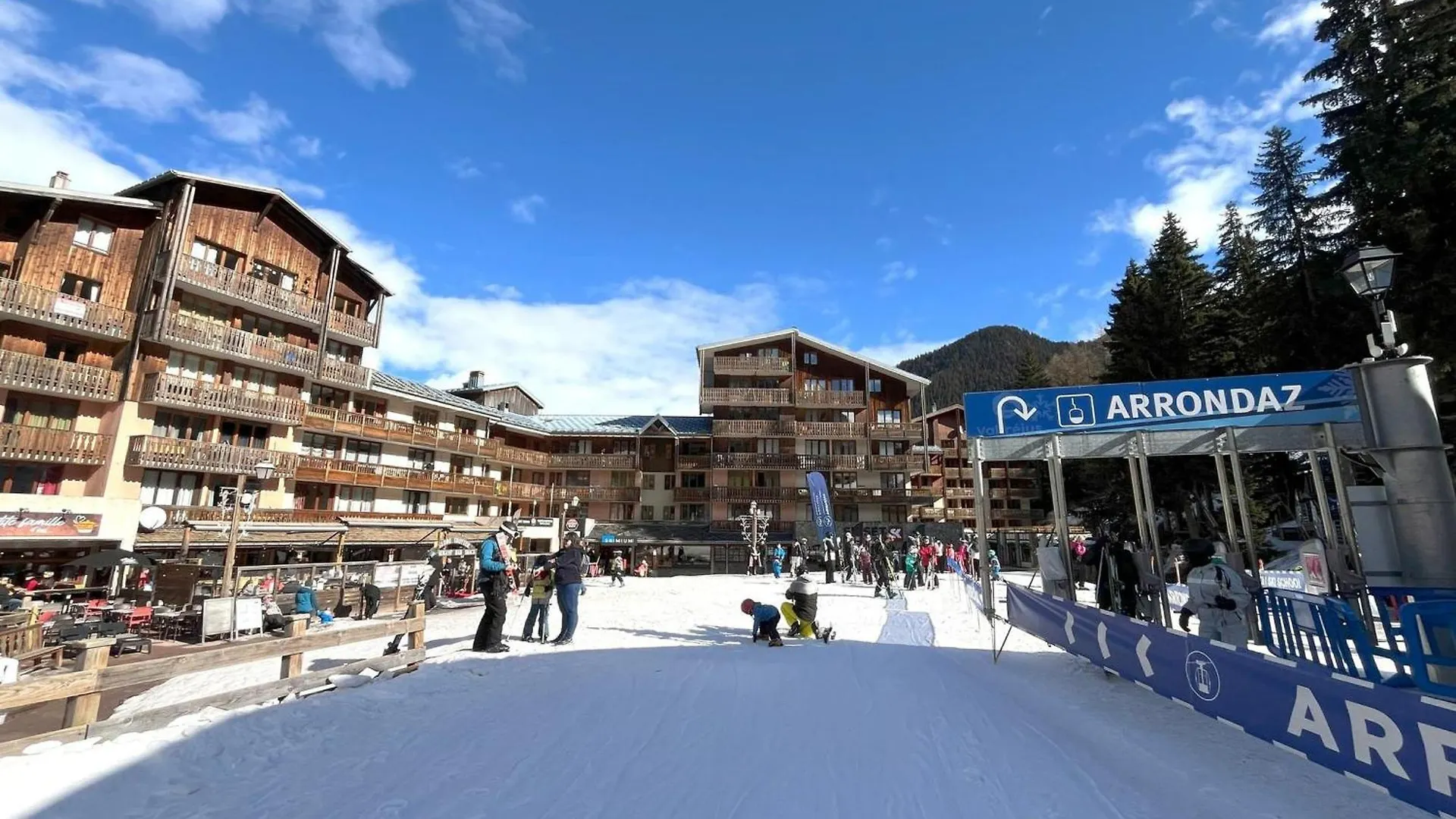 Apartment Studio 4 Pers Au Coeur De Valfrejus Avec Balcon, Cuisine Equipee, Casier A Skis - Fr-1-265-255 France